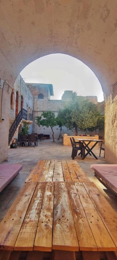 Taskiran Hotel Urfa Exterior photo