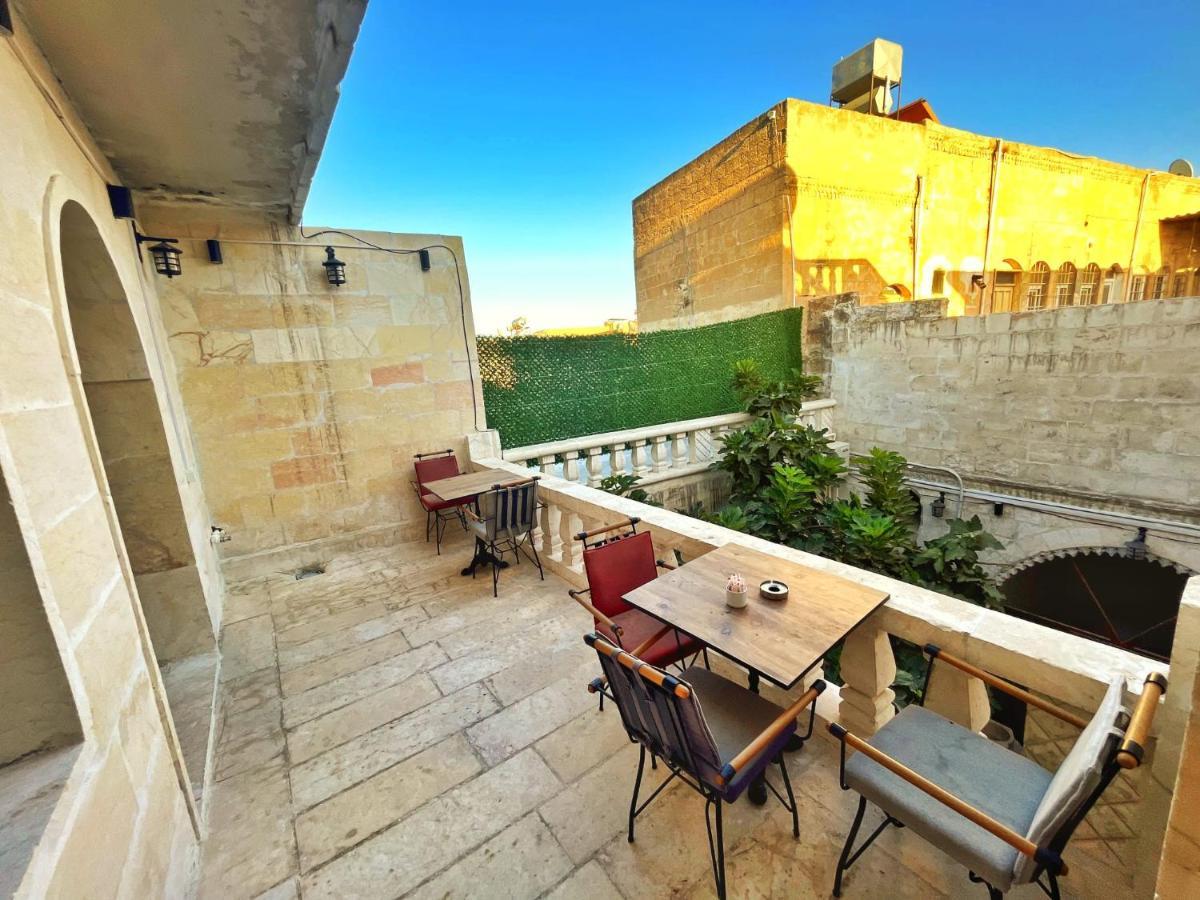 Taskiran Hotel Urfa Exterior photo