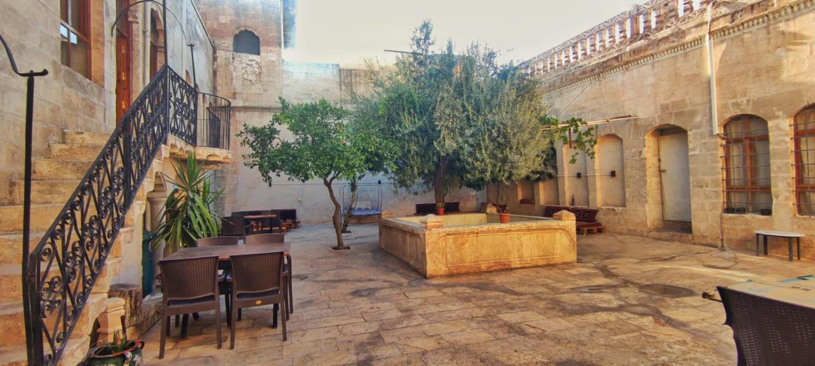 Taskiran Hotel Urfa Exterior photo